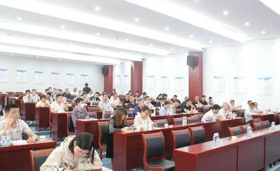 通城縣應(yīng)急管理局:強化企業(yè)專業(yè)培訓(xùn) 筑牢企業(yè)安全防線