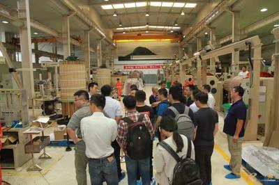 智能工廠關鍵技術研討與全球燈塔工廠考察實訓班在武漢成功舉辦