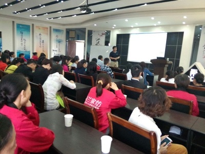 雨蘭新員工全面培訓啟動，系統化賦能提升個人綜合素質